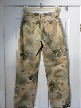 OUTRAGE Vintage Graphic Floral Print Cargo Jeans Size 27 Y2K Grunge Aesthetic